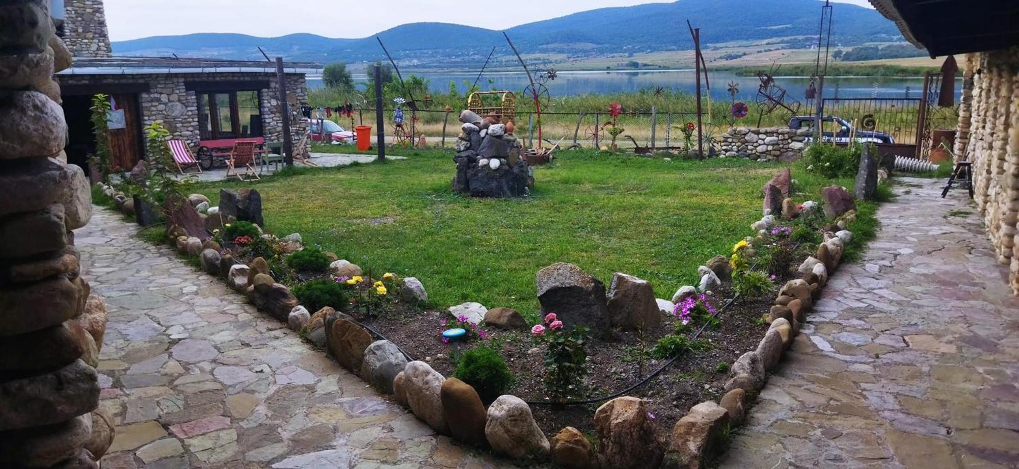 Golden Cradle Hotel Bazaleti Екстериор снимка